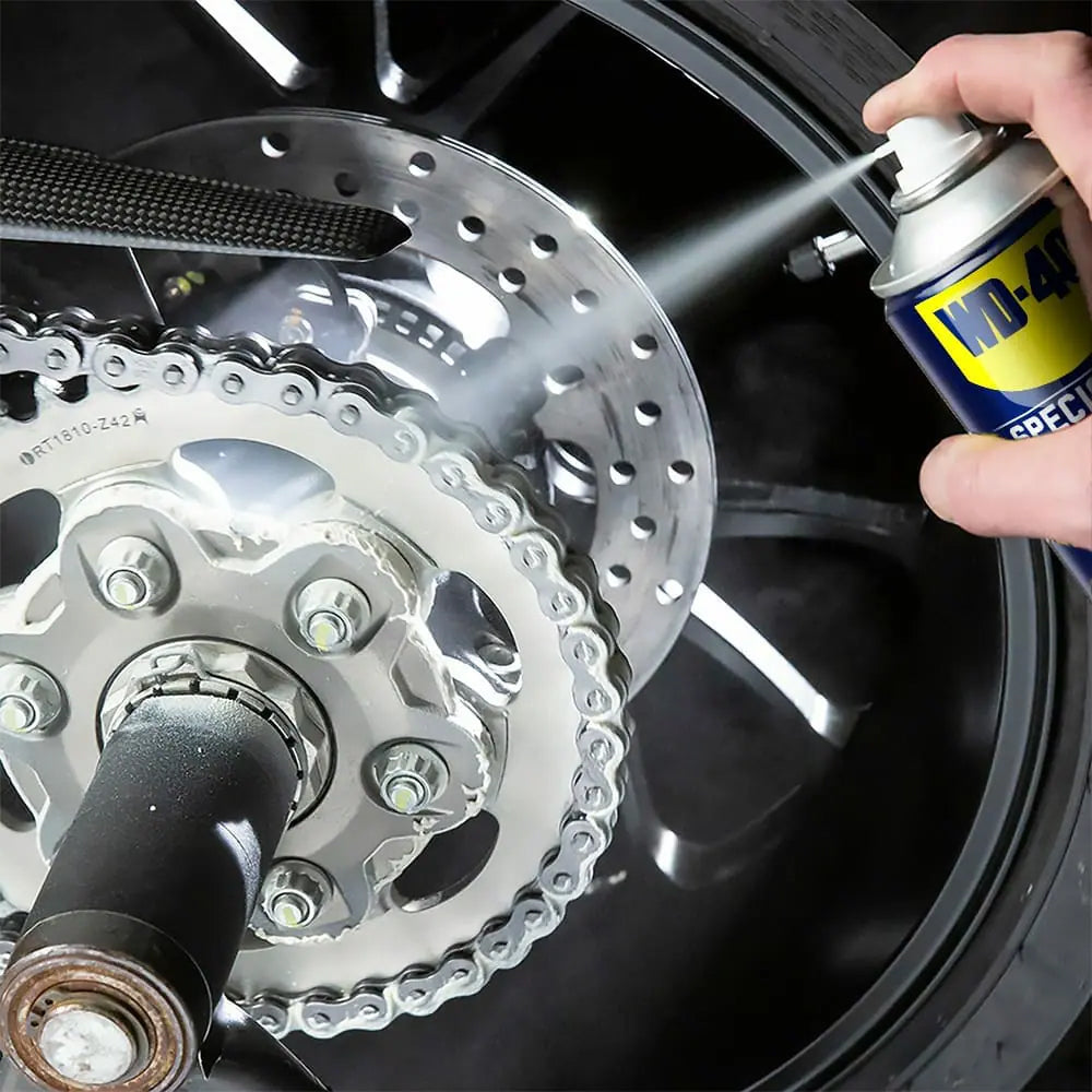WD-40 Specialist Grasso Catena Condizioni Umide Moto 400ml 39788/46 (6031645212830)